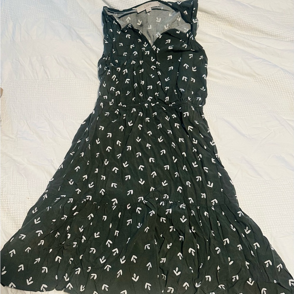Elegant Black and White Patterned Dress